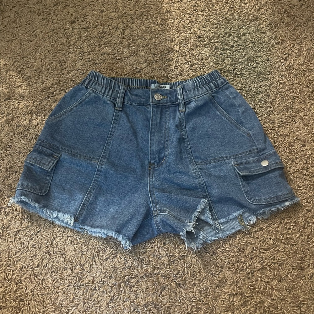 Madden NYC Juniors Ultra High Rise Utility Shorts